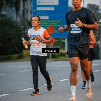 Runner Photo 4613386