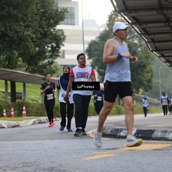 Runner Photo 4613388