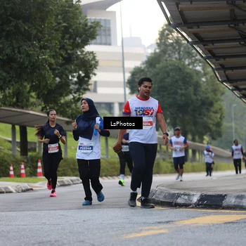 Runner Photo 4613418