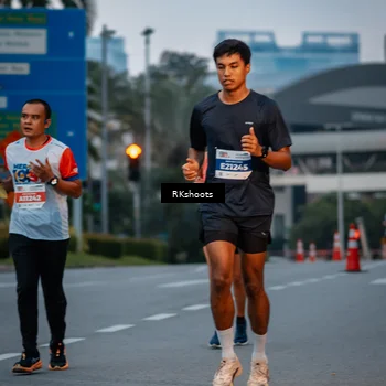 Runner Photo 4613435