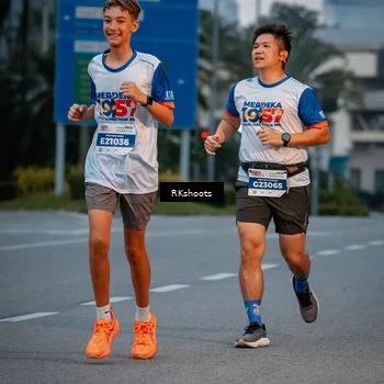 Runner Photo 4613443
