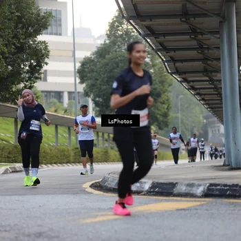 Runner Photo 4613447