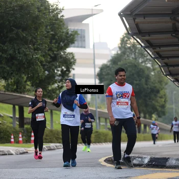Runner Photo 4613466