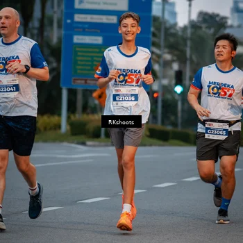 Runner Photo 4613496
