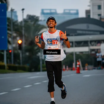 Runner Photo 4613512