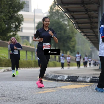 Runner Photo 4613517