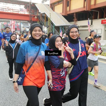 Runner Photo 4613545