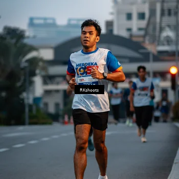 Runner Photo 4613555