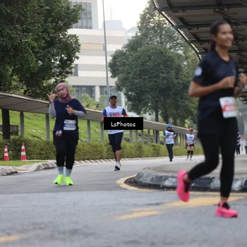 Runner Photo 4613556