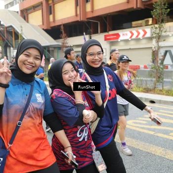 Runner Photo 4613584