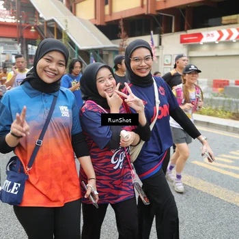 Runner Photo 4613592