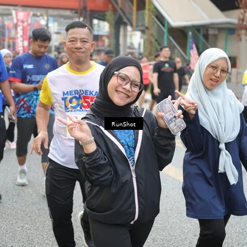 Runner Photo 4613618