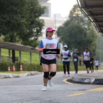 Runner Photo 4613622