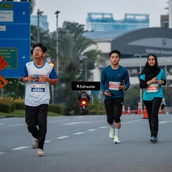Runner Photo 4613625