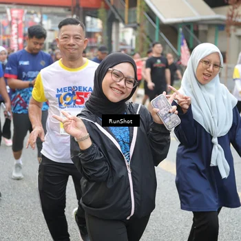 Runner Photo 4613626