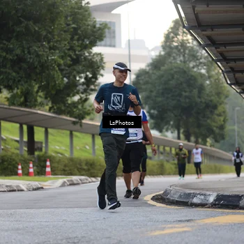 Runner Photo 4613665