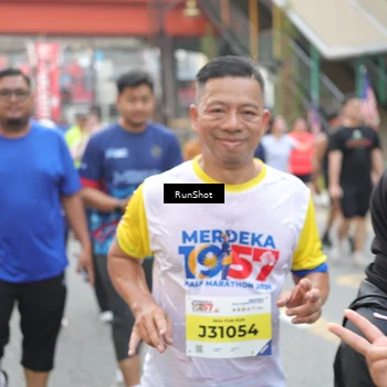 Runner Photo 4613669