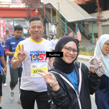 Runner Photo 4613689