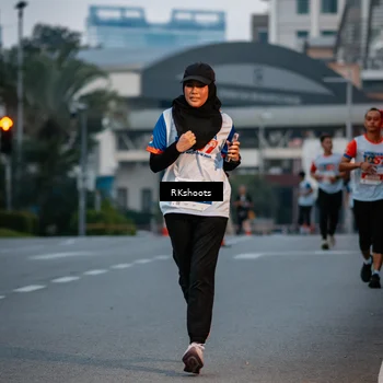 Runner Photo 4613695