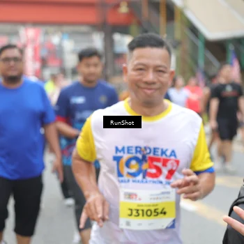 Runner Photo 4613707