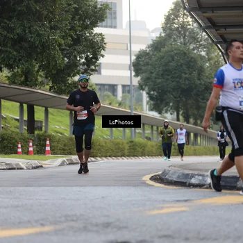 Runner Photo 4613731