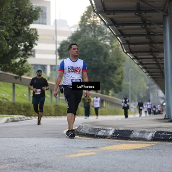 Runner Photo 4613745