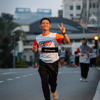 Runner Photo 4613786