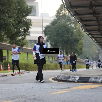 Runner Photo 4613849