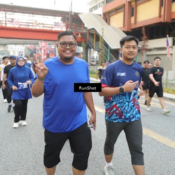 Runner Photo 4613850