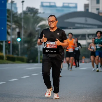 Runner Photo 4613865