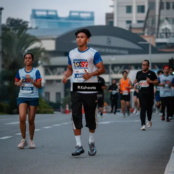 Runner Photo 4613887