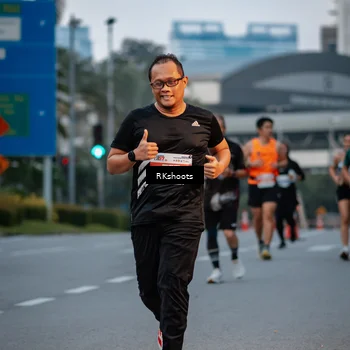 Runner Photo 4613888