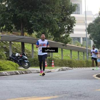 Runner Photo 4613893