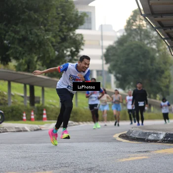 Runner Photo 4613974