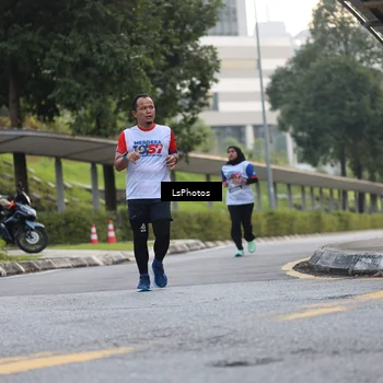 Runner Photo 4614003