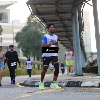 Runner Photo 4614010
