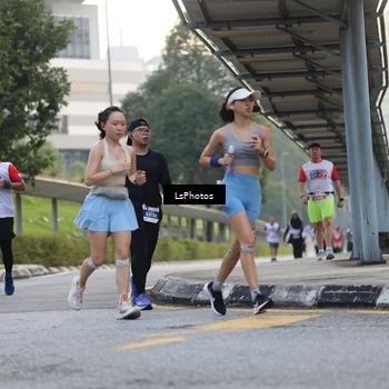 Runner Photo 4614054