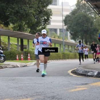 Runner Photo 4614061