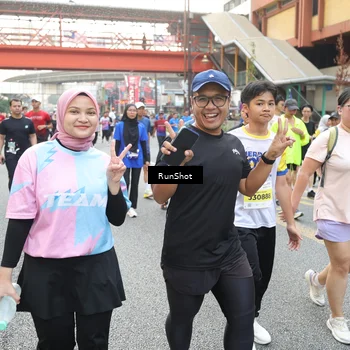Runner Photo 4614125