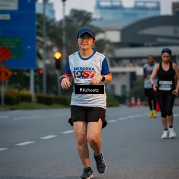 Runner Photo 4614212