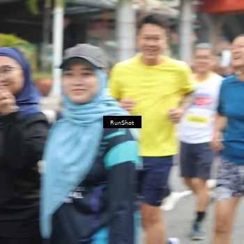 Runner Photo 4614291