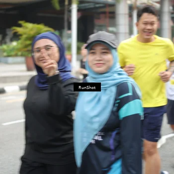 Runner Photo 4614316