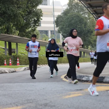 Runner Photo 4614473