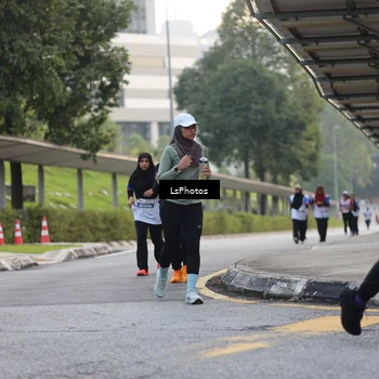 Runner Photo 4614535