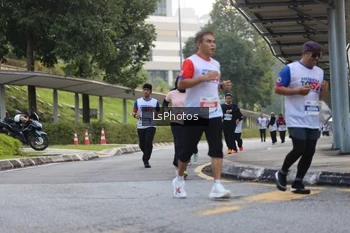 Runner Photo 4614611