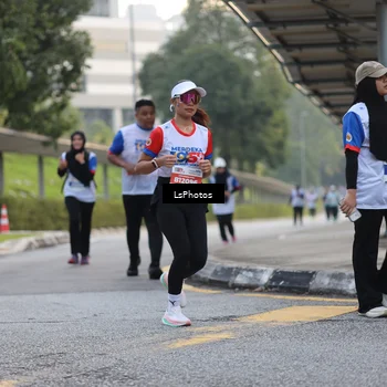 Runner Photo 4614756