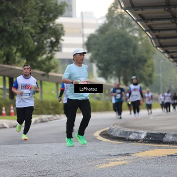 Runner Photo 4614895