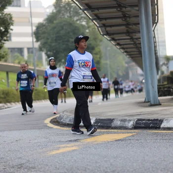 Runner Photo 4615087