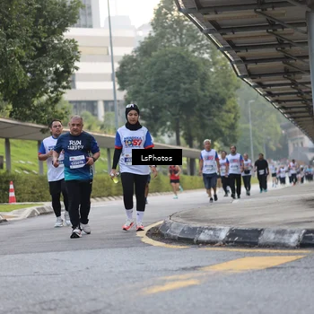 Runner Photo 4615191