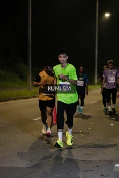 Runner Photo 4615221